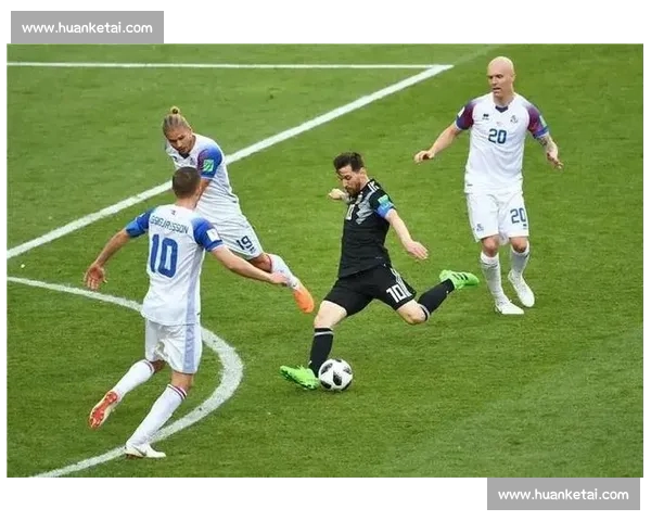 高清流畅西甲直播APP下载指南畅享实时赛事精彩瞬间不容错过 - 副本 (4) - 副本 高清流畅西甲直播APP下载指南畅享实时赛事精彩瞬间不容错过 - 副本 (4) - 副本